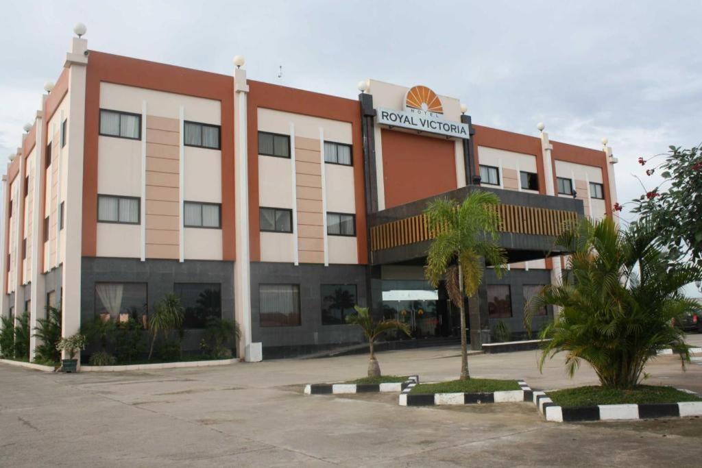 Royal Victoria Hotel Sangatta Sengata Екстер'єр фото